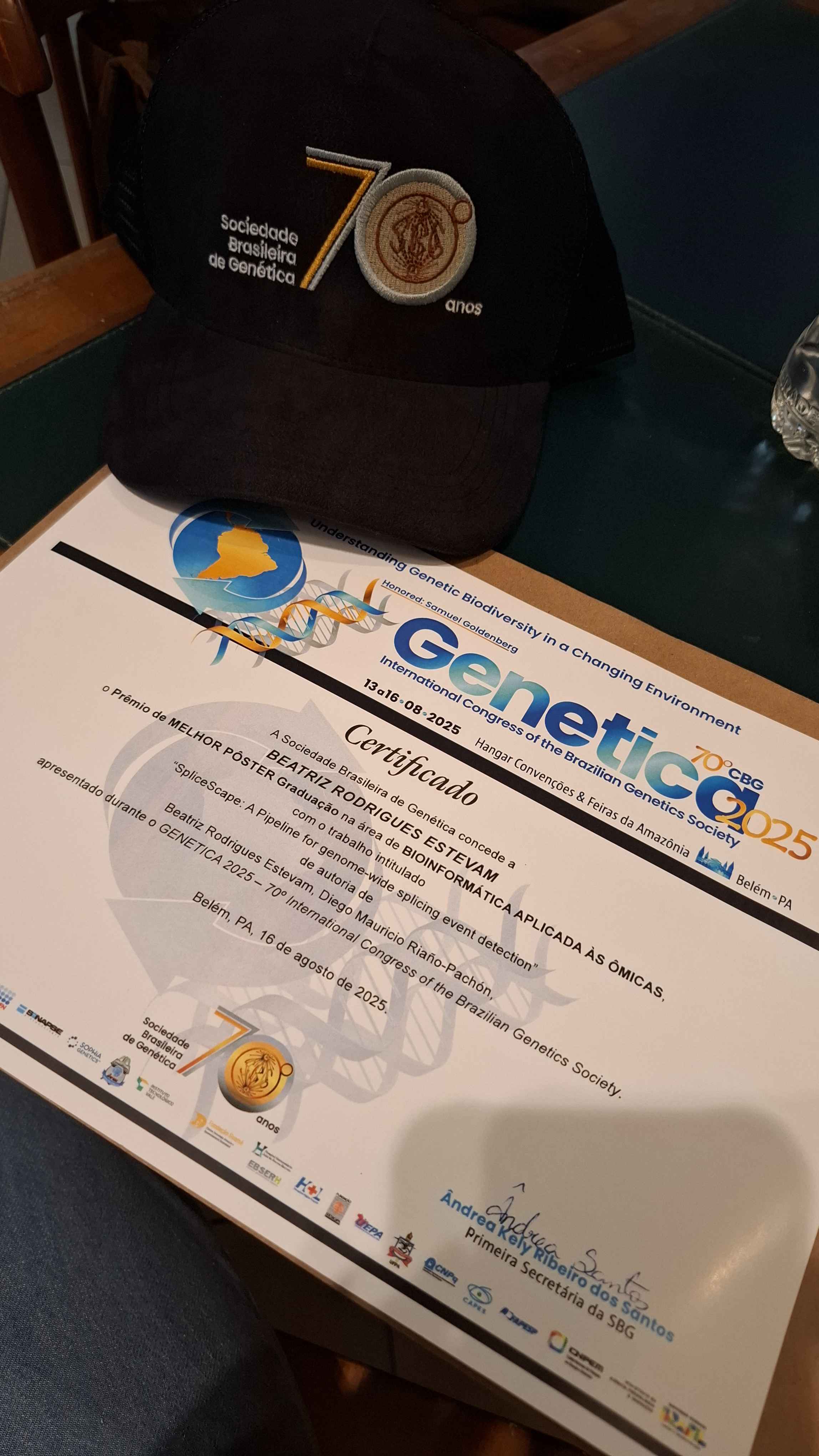 Beatriz Rodrigues Estevam - Best poster award at GENETICA 2025